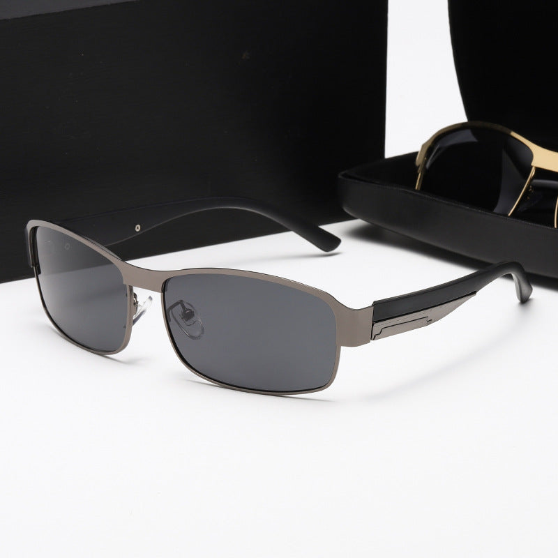 Ladies sporty sunglasses with robust metal frame and polarized lenses Stornfield