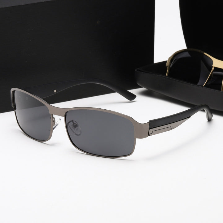 Ladies sporty sunglasses with robust metal frame and polarized lenses Stornfield