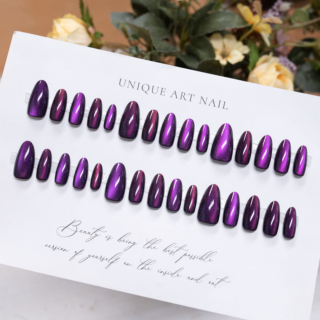 Reflective Long-Stiletto Press-On Nails