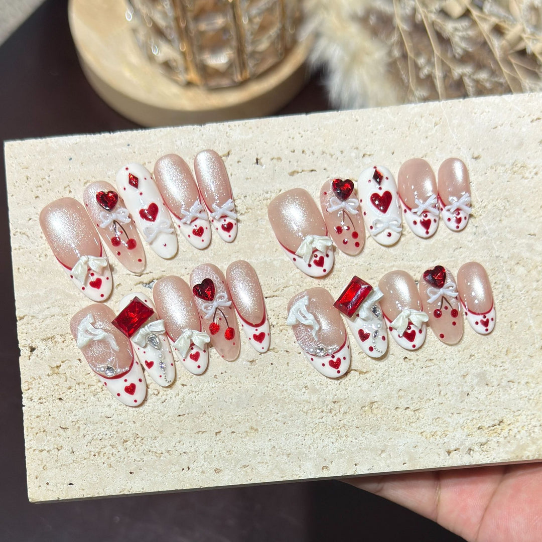 Heart-Themed Decorative Press-On Nails