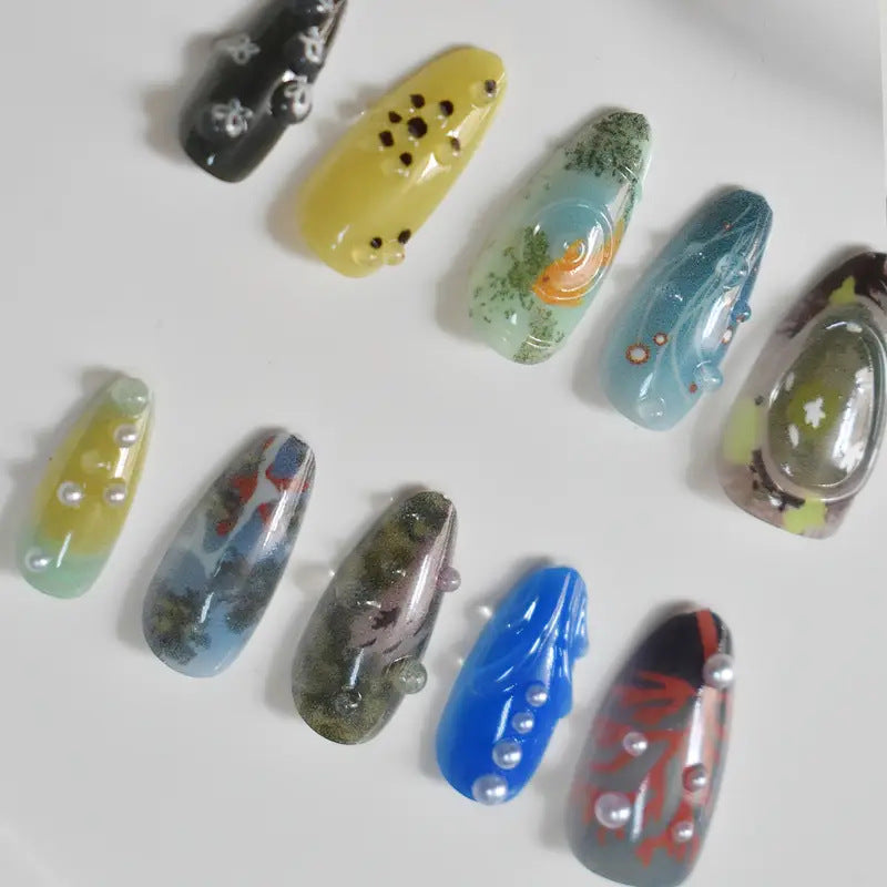 Artistic Marine-Inspired Press-On Nail Art Stornfield