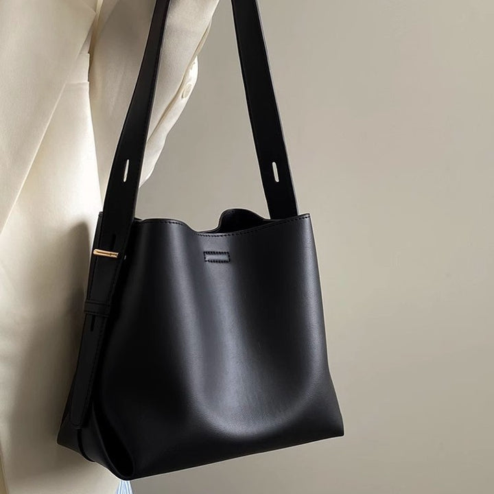 Fashionable everyday bag with adjustable shoulder strap Stornfield