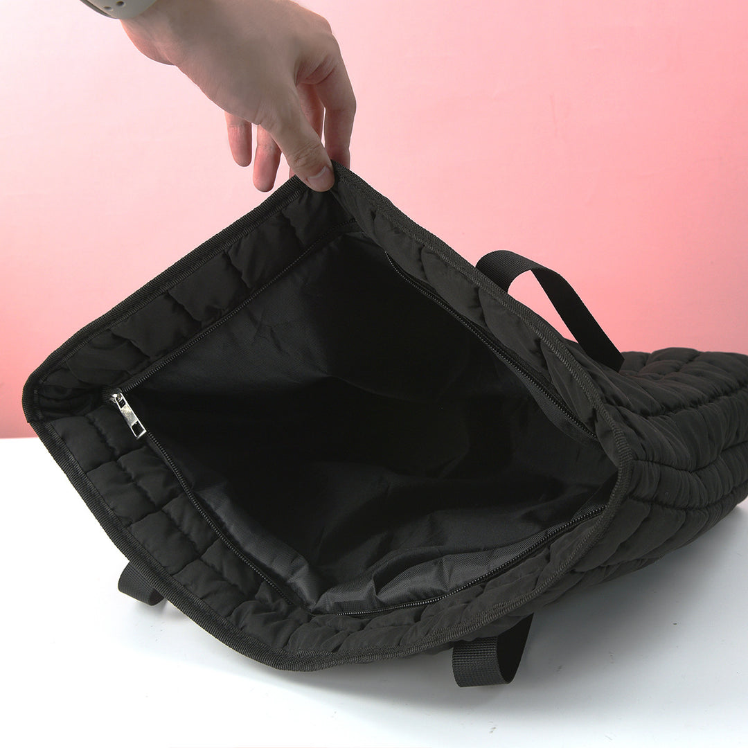 Fashionable shopping bag with padded design Stornfield