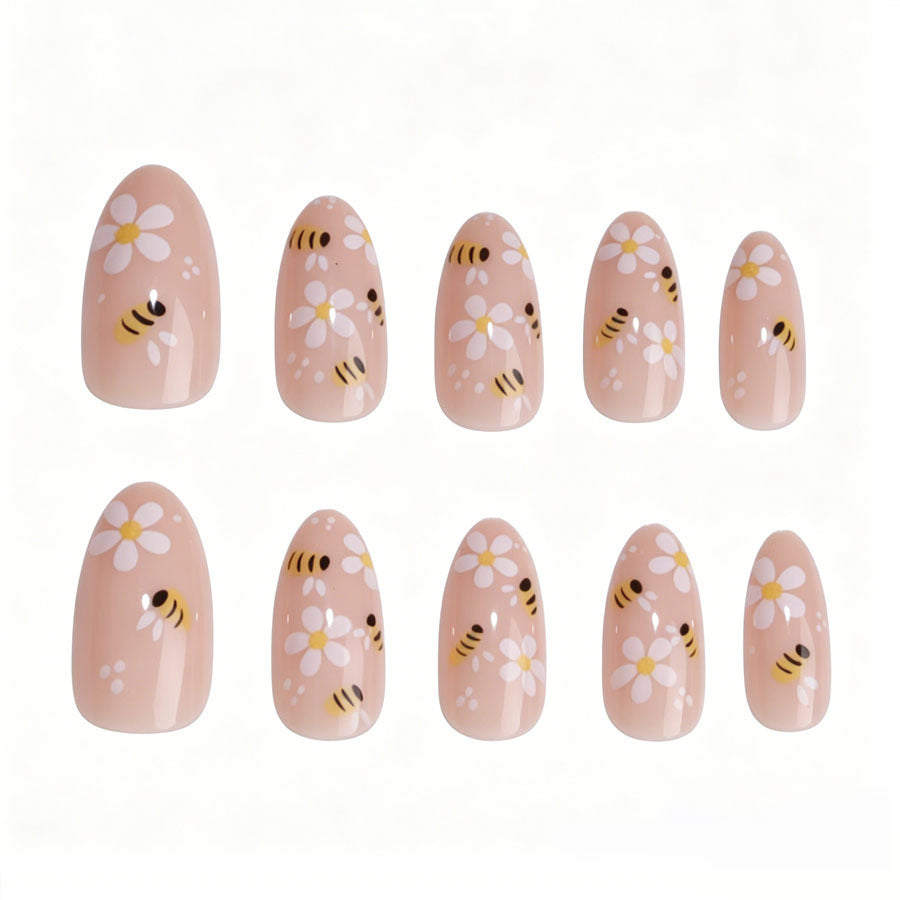 Artificial nail set with playful bee and flower design Stornfield