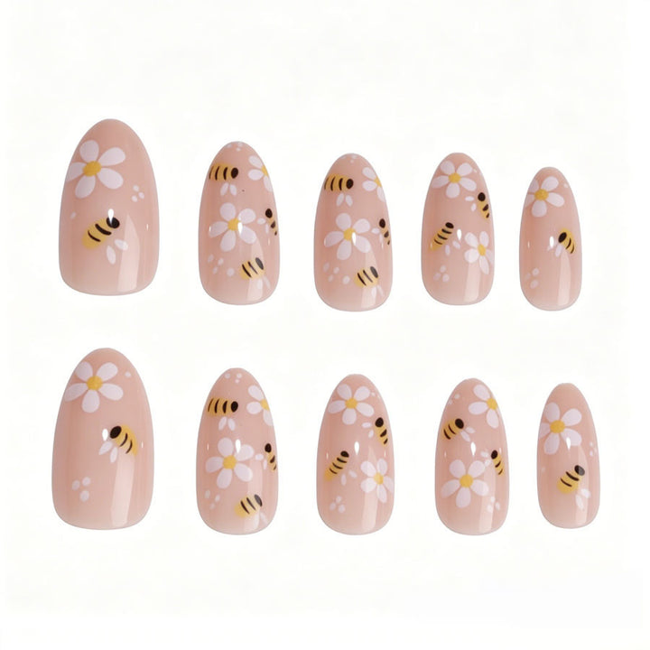 Artificial nail set with playful bee and flower design Stornfield