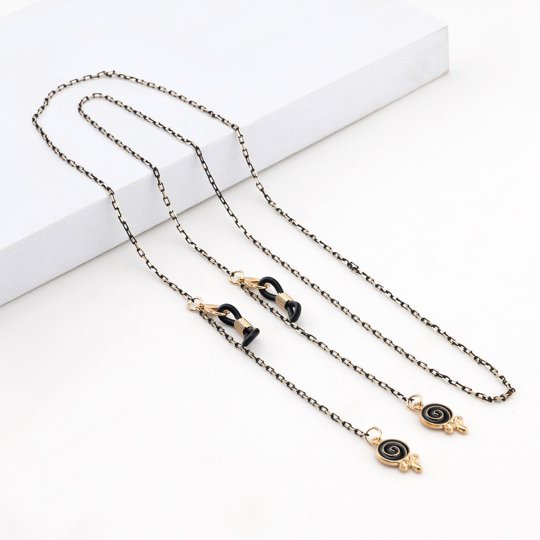 Elegant Geometric Glasses Chain Stornfield