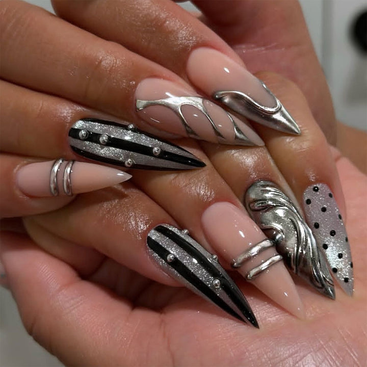 Artificial nail set with luxurious 3D designs and elegant accents Stornfield
