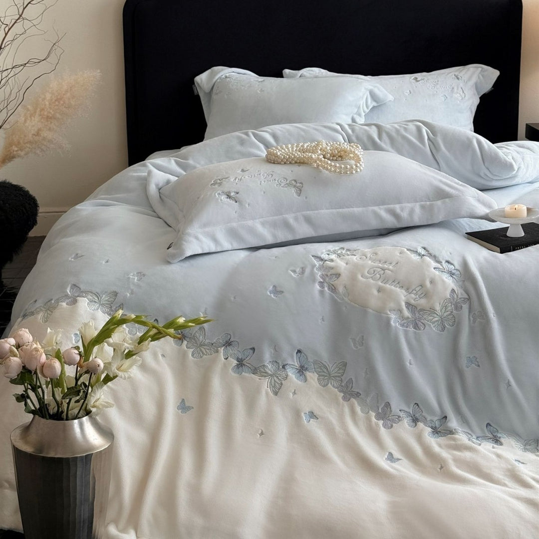 Soft-Touch Butterflies Embroidered Cotton-Blend Duvet Cover Set with Piped Pillow Shams