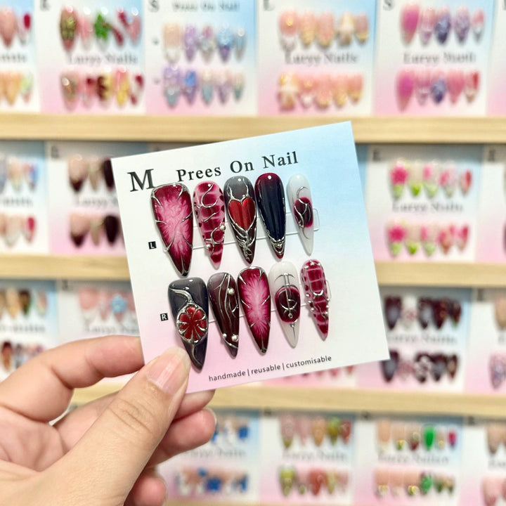 Customizable Decorative Press-On Nail Set