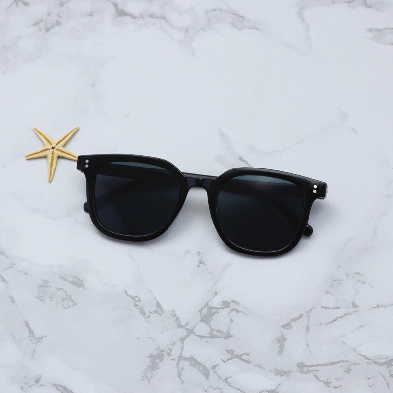 Fashion-Forward Oversized Square Sunglasses Stornfield