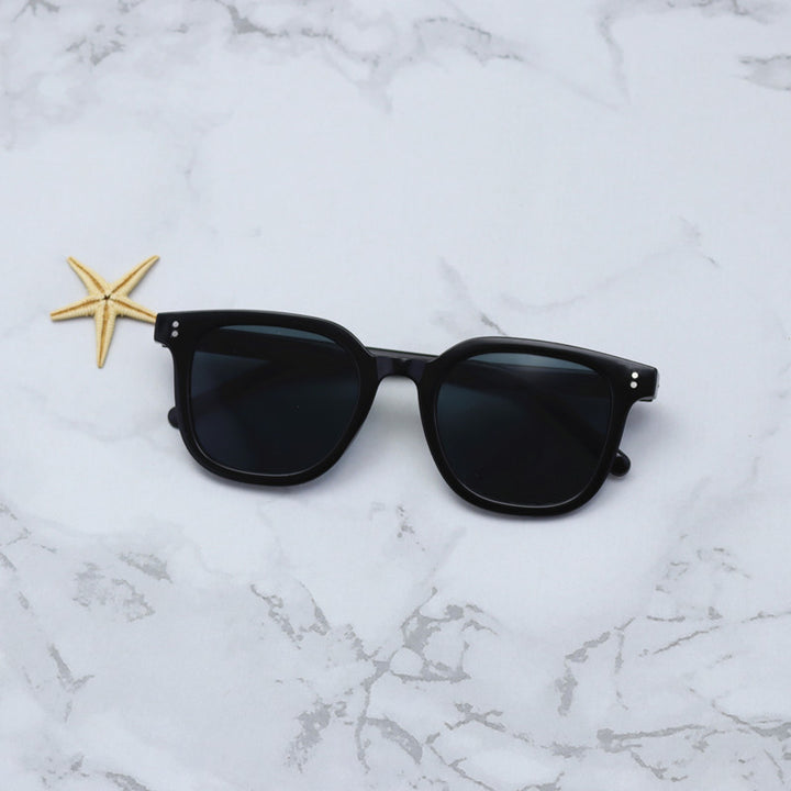 Fashion-Forward Oversized Square Sunglasses Stornfield