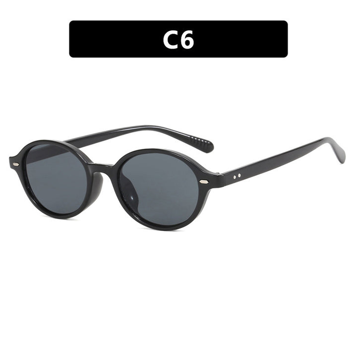 Retro Inspired Round Sunglasses Stornfield