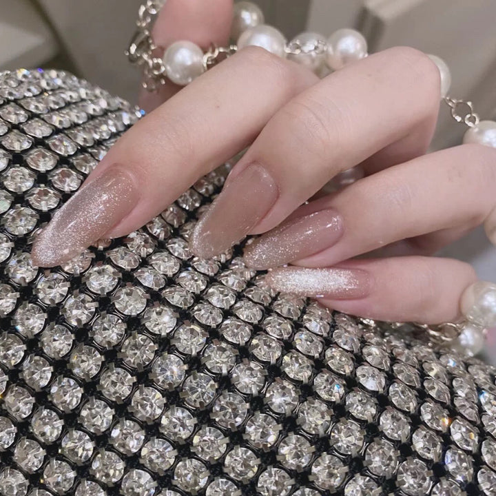 Festive Holiday Themed Press-On Nail Art Stornfield