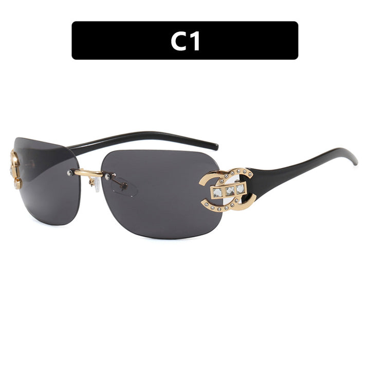 Women's fashionable sunglasses with luxurious geometric frame and protective UV filter Stornfield