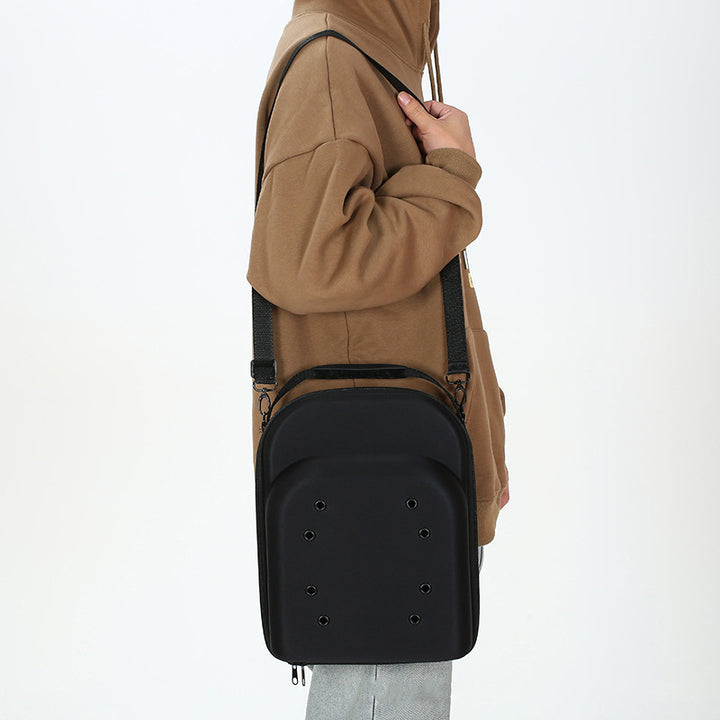 Durable and Protective Carrying Bag Stornfield