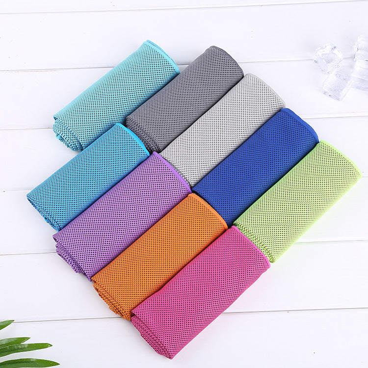 Women Portable Silicone Case with Integrated Cleaning Cloth Stornfield