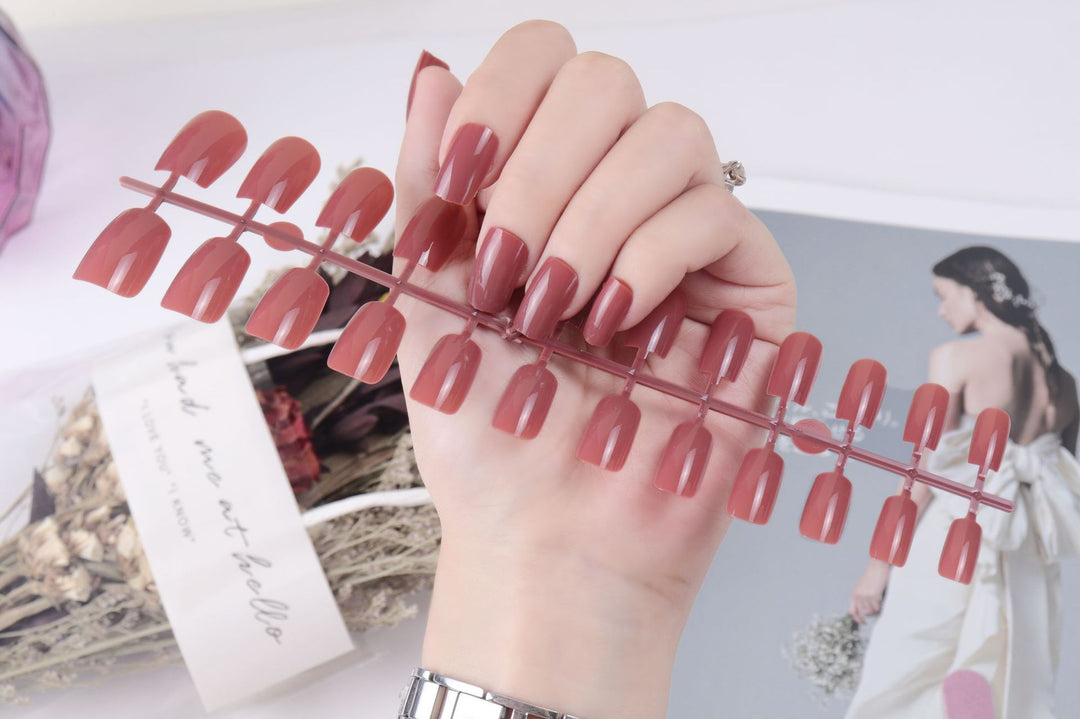Natural Glossy Press-On Nail Tips Stornfield
