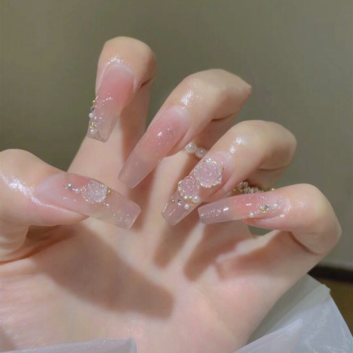 Decorative Floral Press-On Nail Art Set Stornfield