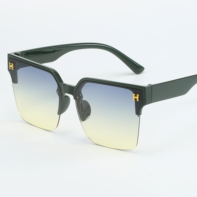 Women square sunglasses with elegant metal frame Stornfield