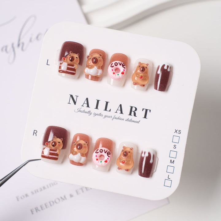 Long-lasting and Decorative Art Nails Stornfield