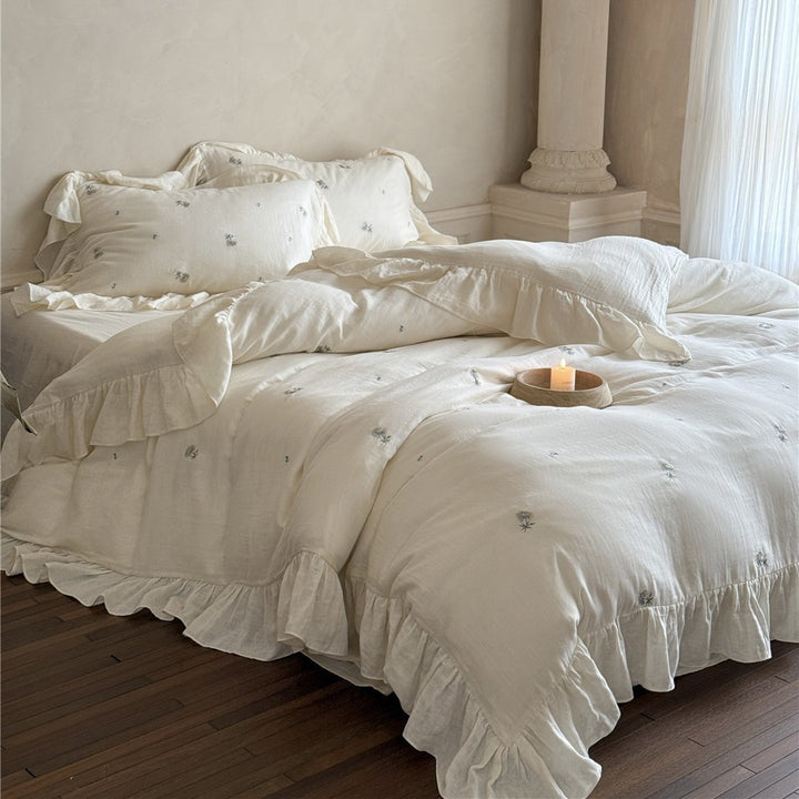Ruffled Embroidered Linen-Blend Duvet Cover Set with Scalloped Ruffle Hem