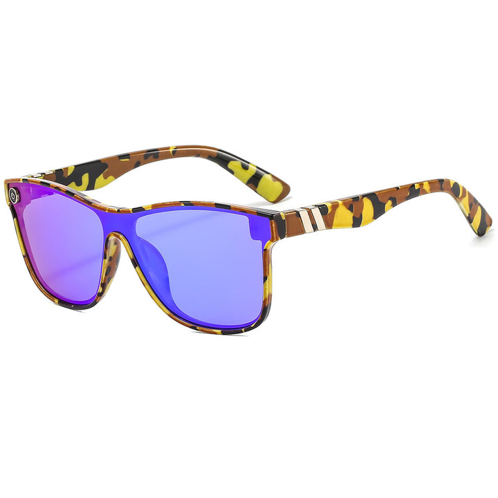 Fashion-Forward Retro-Inspired Sunglasses Stornfield