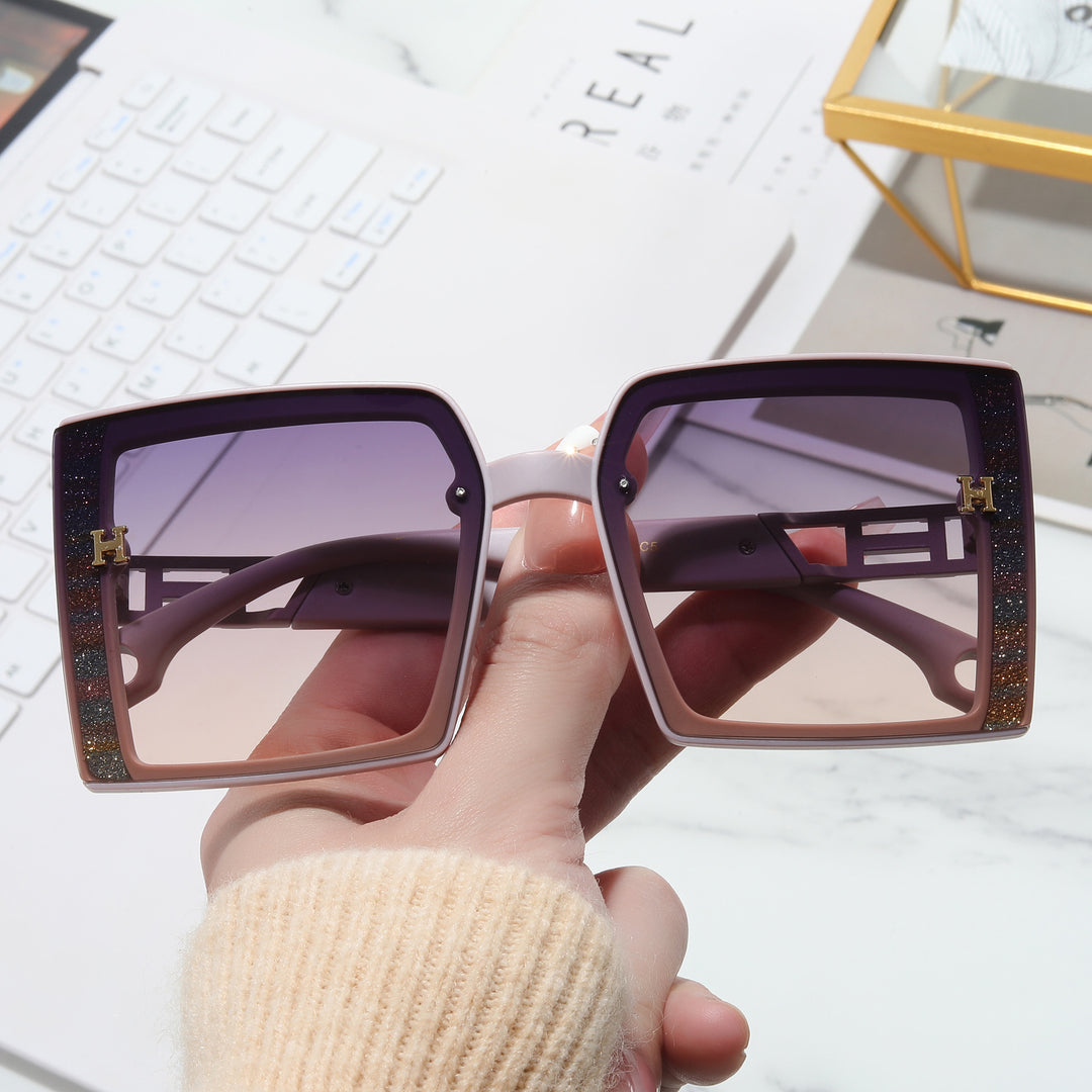 Women’s fashionable sunglasses with extravagant, rectangular frame Stornfield