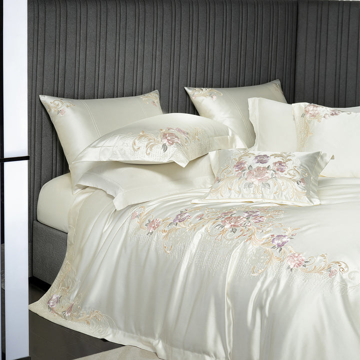 Embroidered satin bedding set with luxury appliqués