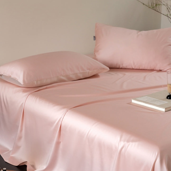 Satin bedding set with pillowcases and extra soft microfiber finish