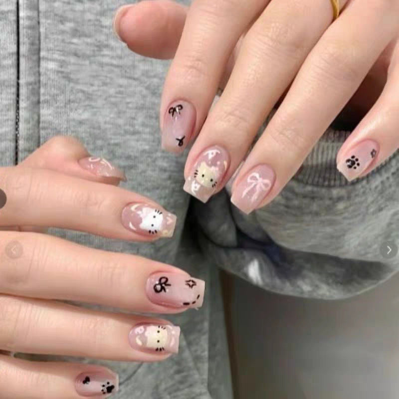 Artistic Character-Embellished Press-On Nails Stornfield