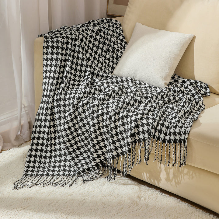 Cozy Decorative Throw Blanket