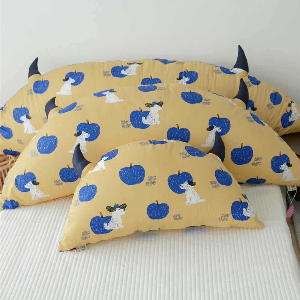 Playful Dog Print Horn-Appliqué Pillowcase Shams Set