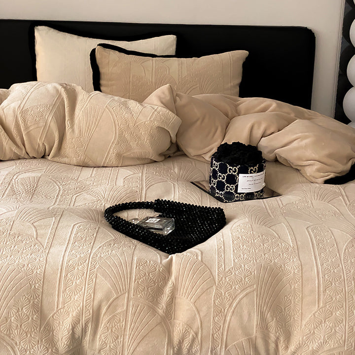 Quilted luxury bed set made of cotton blend with relief pattern and velvet trim