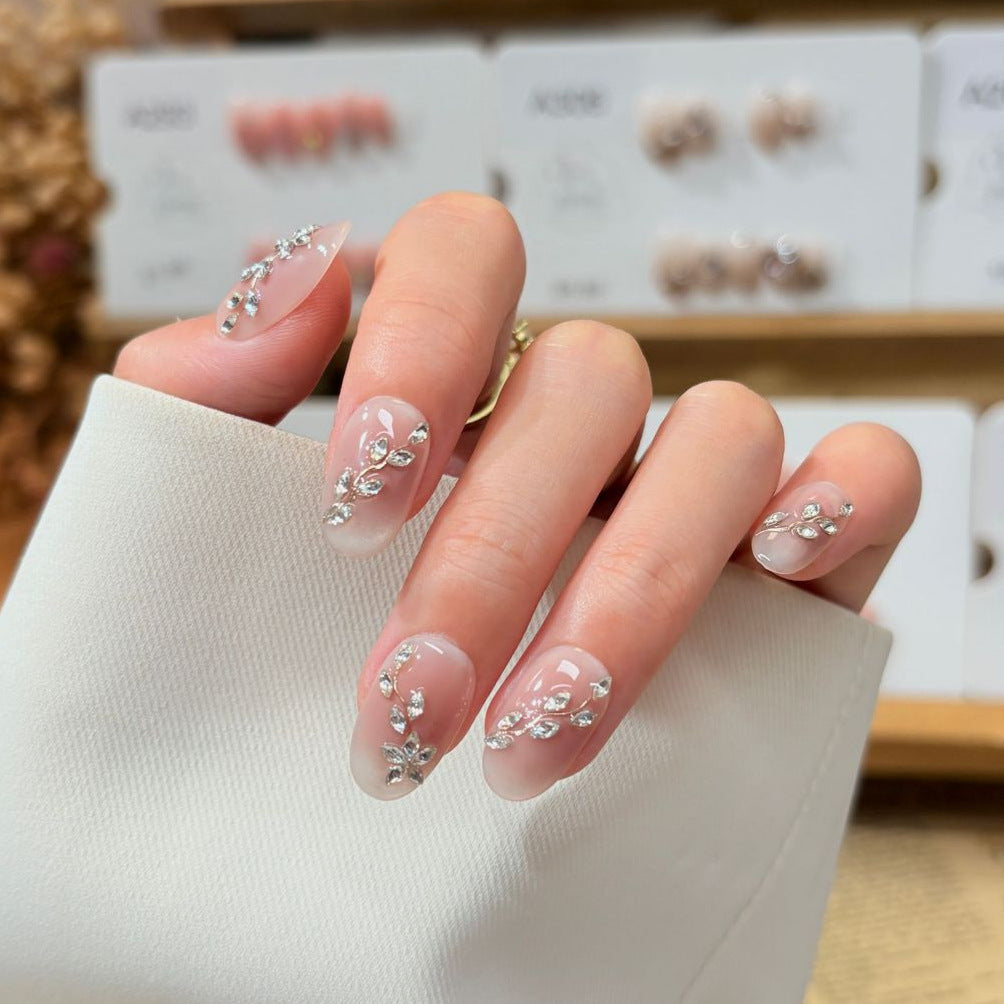 Elegant Rhinestone-Embellished Press-On Nail Set Stornfield