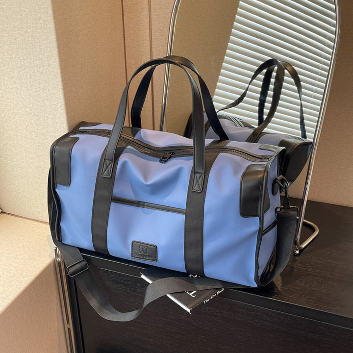Fashionable sport and travel bag Stornfield