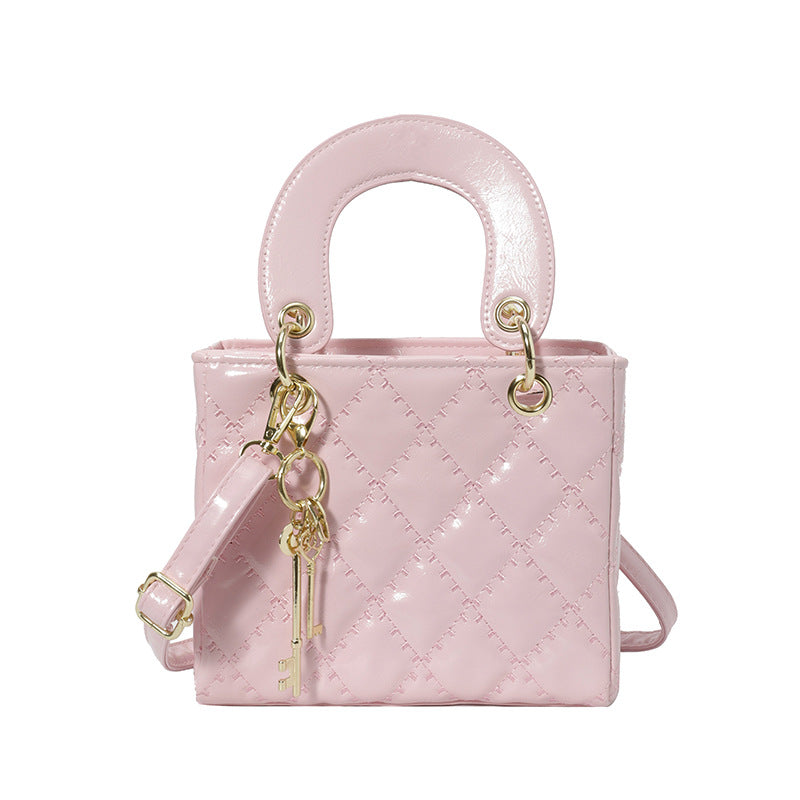 Luxurious Metallic Quilted Handbag