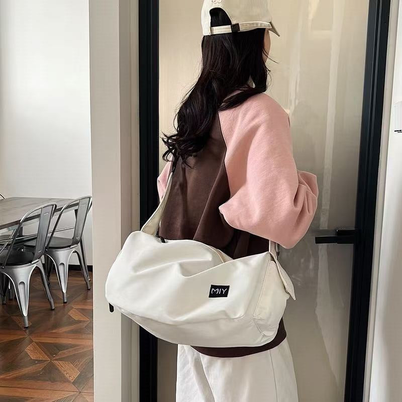 Shoulder bag with practical compartments Stornfield