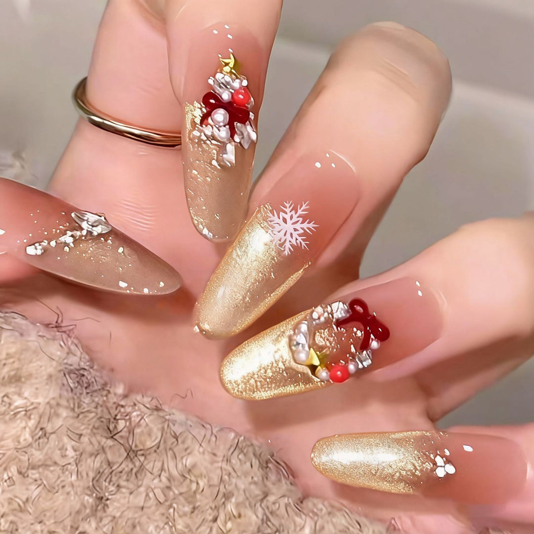 Glamorous artificial nail tips with 3D flower and crystal embellishments Stornfield