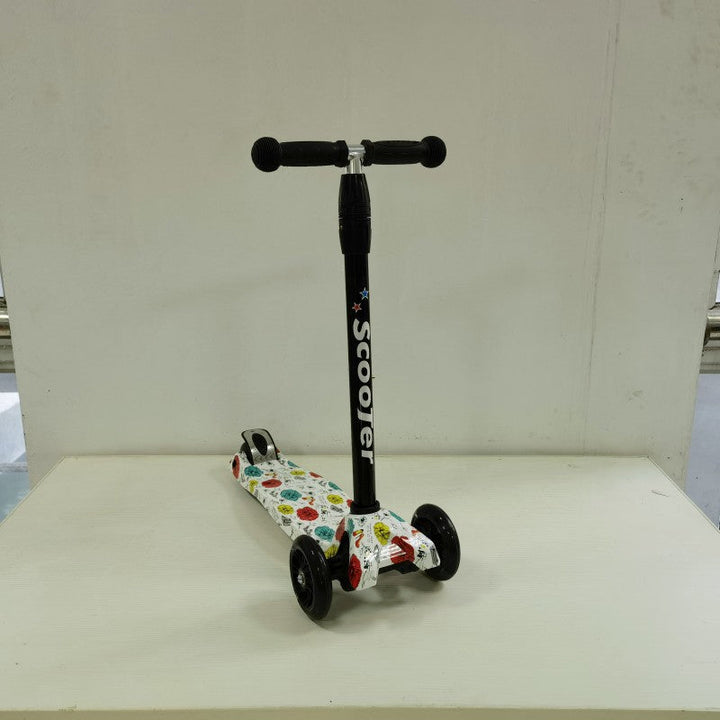 Lean-to-Steer Glider Scooter Stornfield