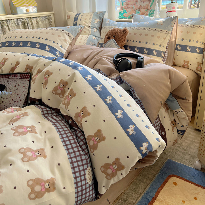 Cute Bear-Themed Bedding Set