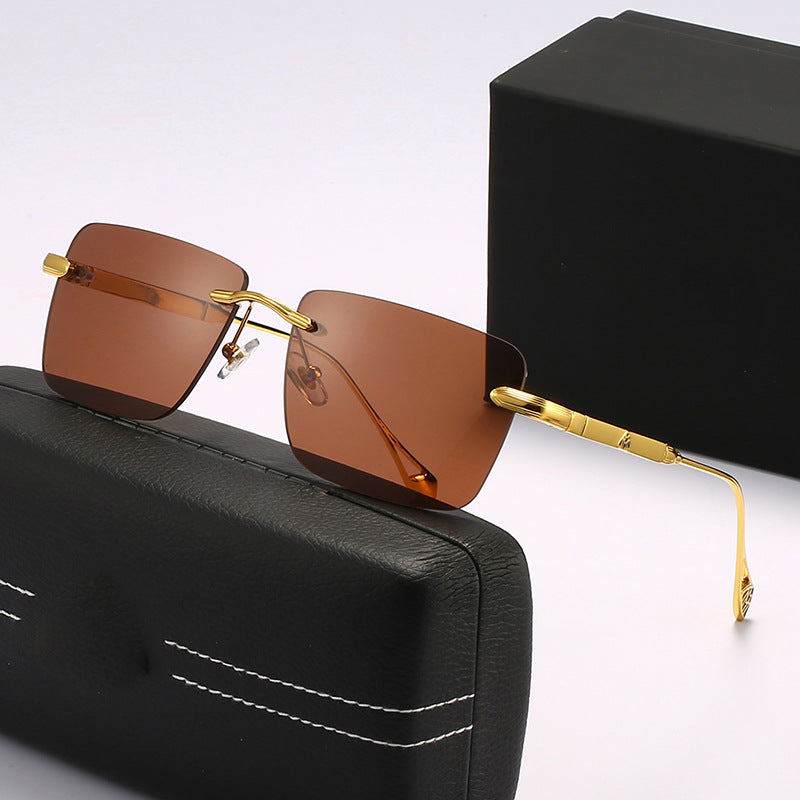 Women's fashionable square sunglasses with luxurious metal accents Stornfield