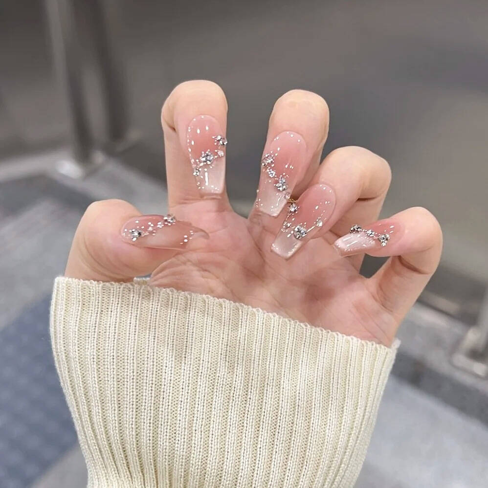 Premium Rhinestone-Embellished Press-On Nails Stornfield