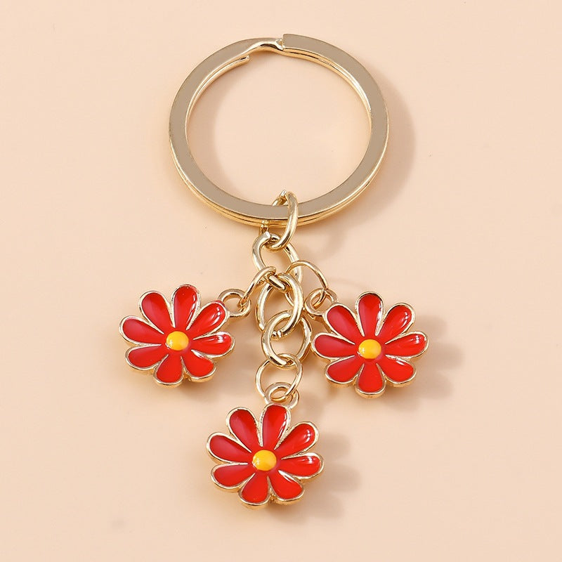 Keychain with Three Playful Daisies Stornfield