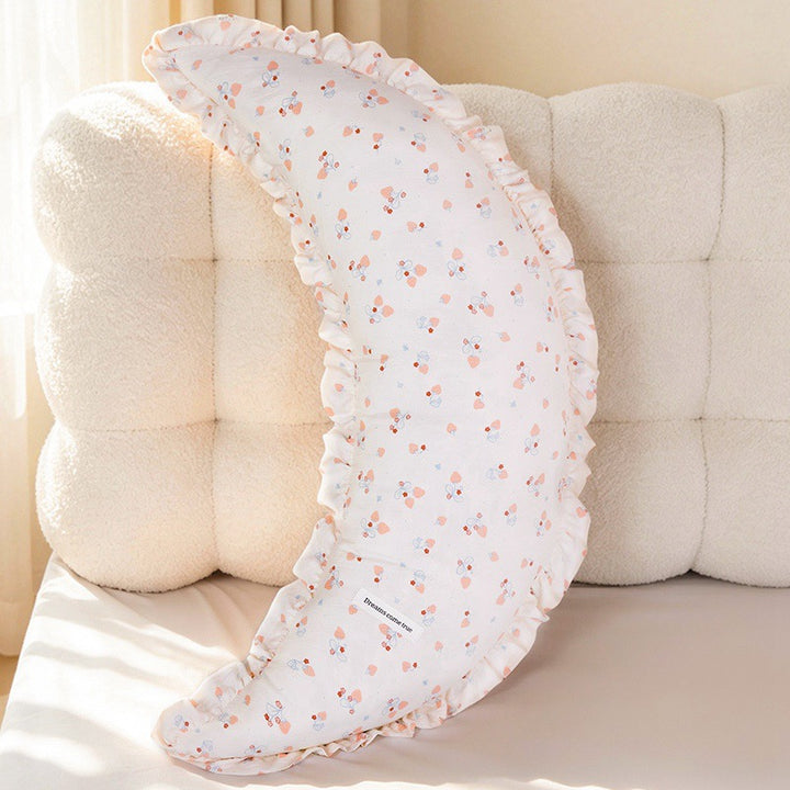 Mouth cushion with playful design Stornfield