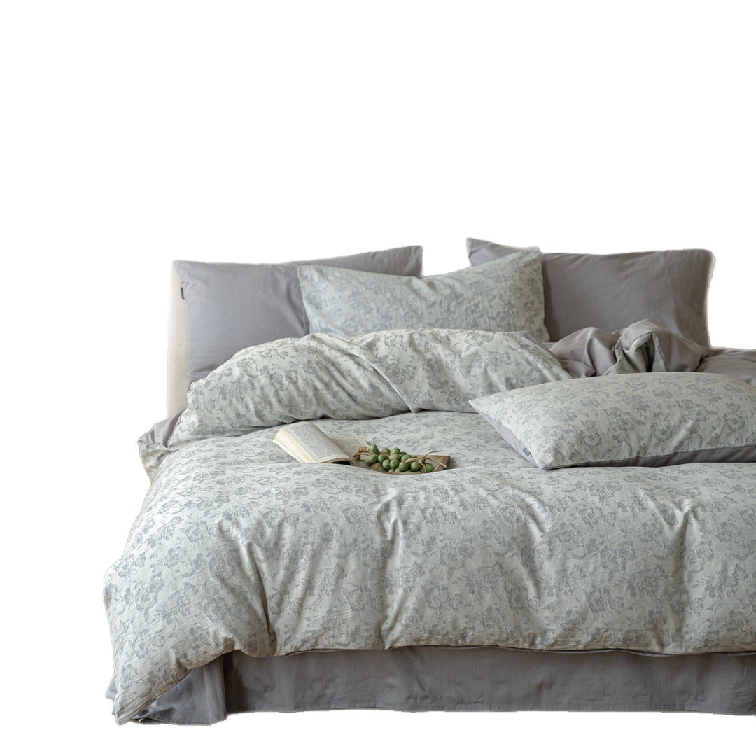 Duvet cover set made of cotton Renforcé with fine Toile flower pattern and extra soft jersey fitted sheet