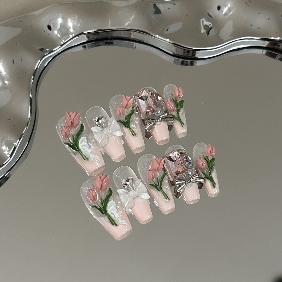 Floral Artisan Press-On Nail Art