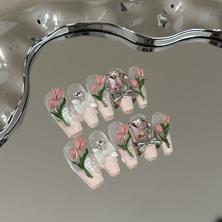 Floral Artisan Press-On Nail Art