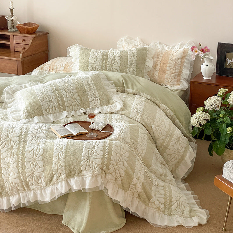 Teddy plush bedding set with ruffle, embroidered floral relief and Sherpa inner side