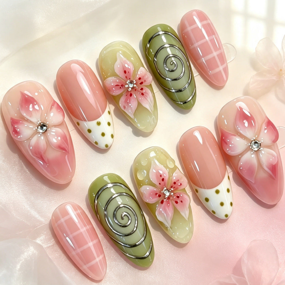 Artificial Nails in Floral Flower Design Stornfield