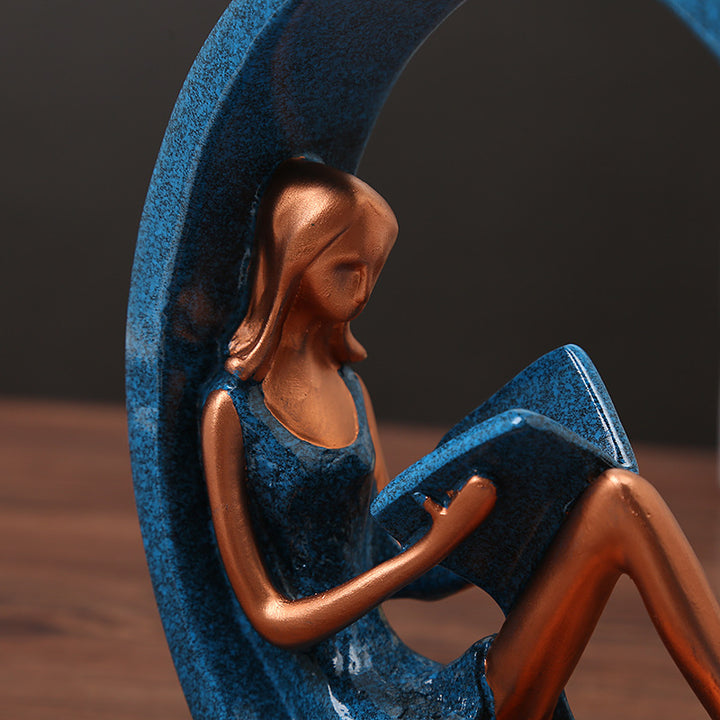 Decorative art figure in modern design Stornfield